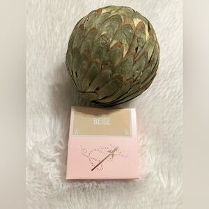 Jeffree Star Magic Star Luminous Setting Powder - Beige